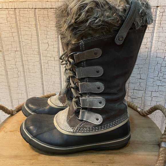 Sorel  Winter Joan of Arctic women's waterproof boots in the Quarry/Black US 9 - Picture 2 of 5
